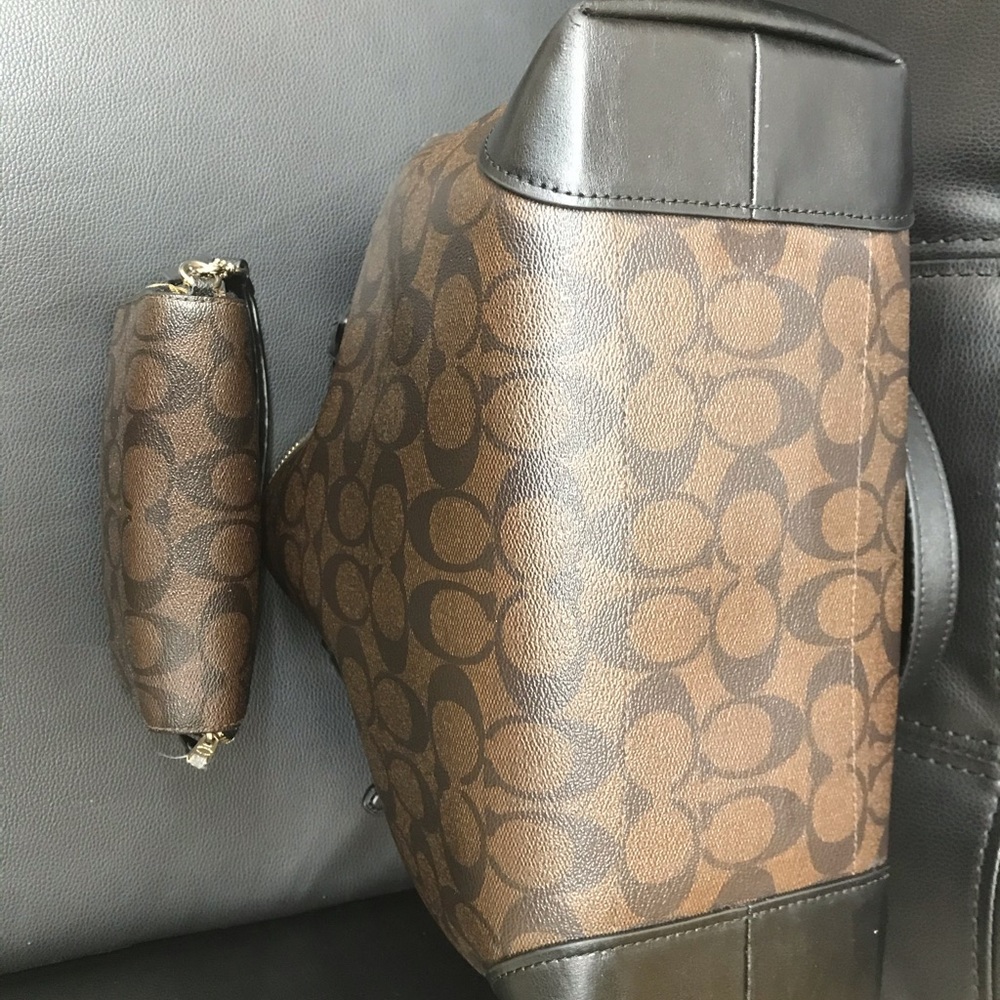 Authentic Coach Purse and Wallet sold together $60 - Picture 2 of 7